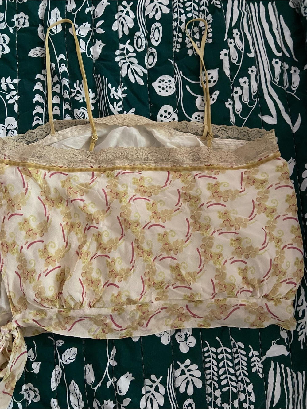 VINTAGE Gap Silk cream lace camisole - Picture 5 of 9